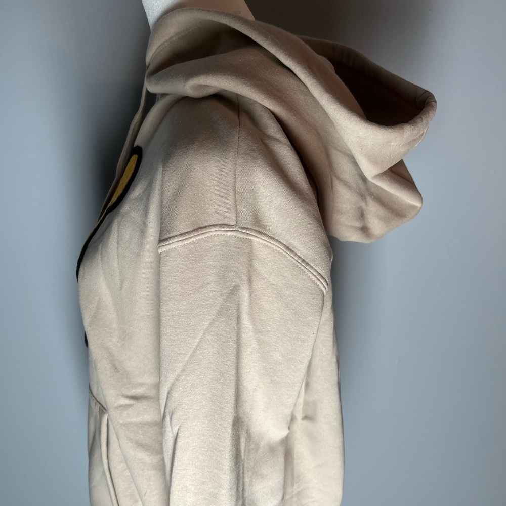 Women’s Winnie the Pooh hooded sweatshirt - Size: Large - Brand new with tags - Picture 4 of 8
